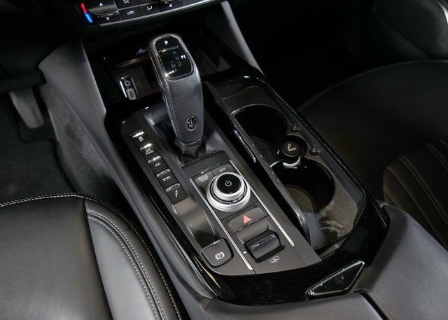 Used 2022 Maserati Levante Modena image 17