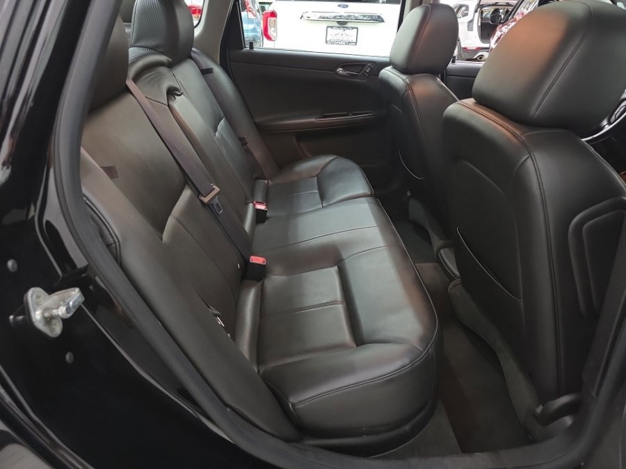 Used 2012 Chevrolet Impala LTZ FWD image 10