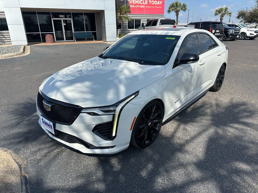 Used 2022 Cadillac CT4 V w/ LPO, ONYX Package image 2