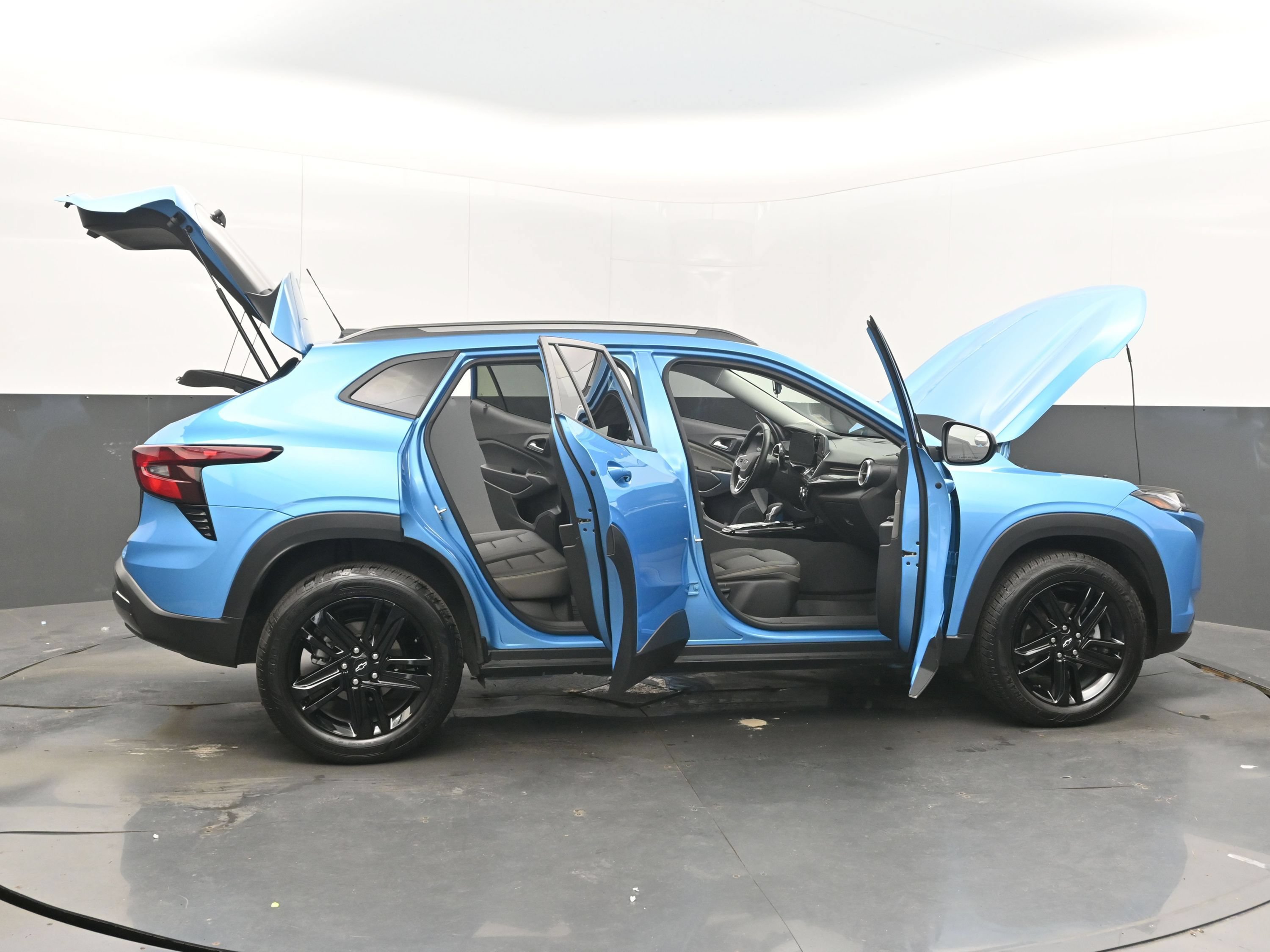 Used 2025 Chevrolet Trax ACTIV FWD image 43