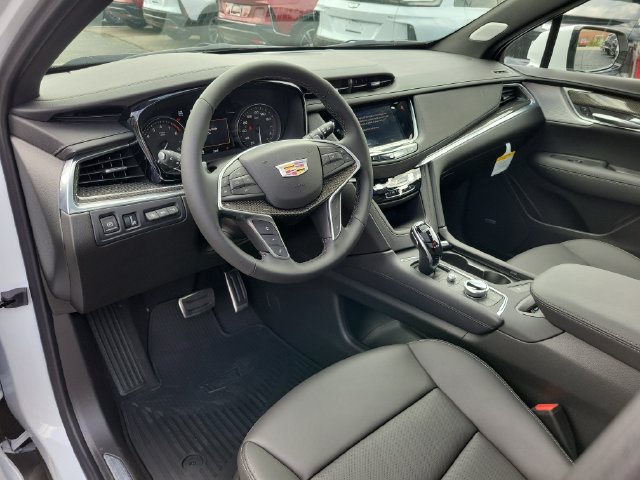 New 2026 Cadillac XT5 Sportv AWD/4WD image 25