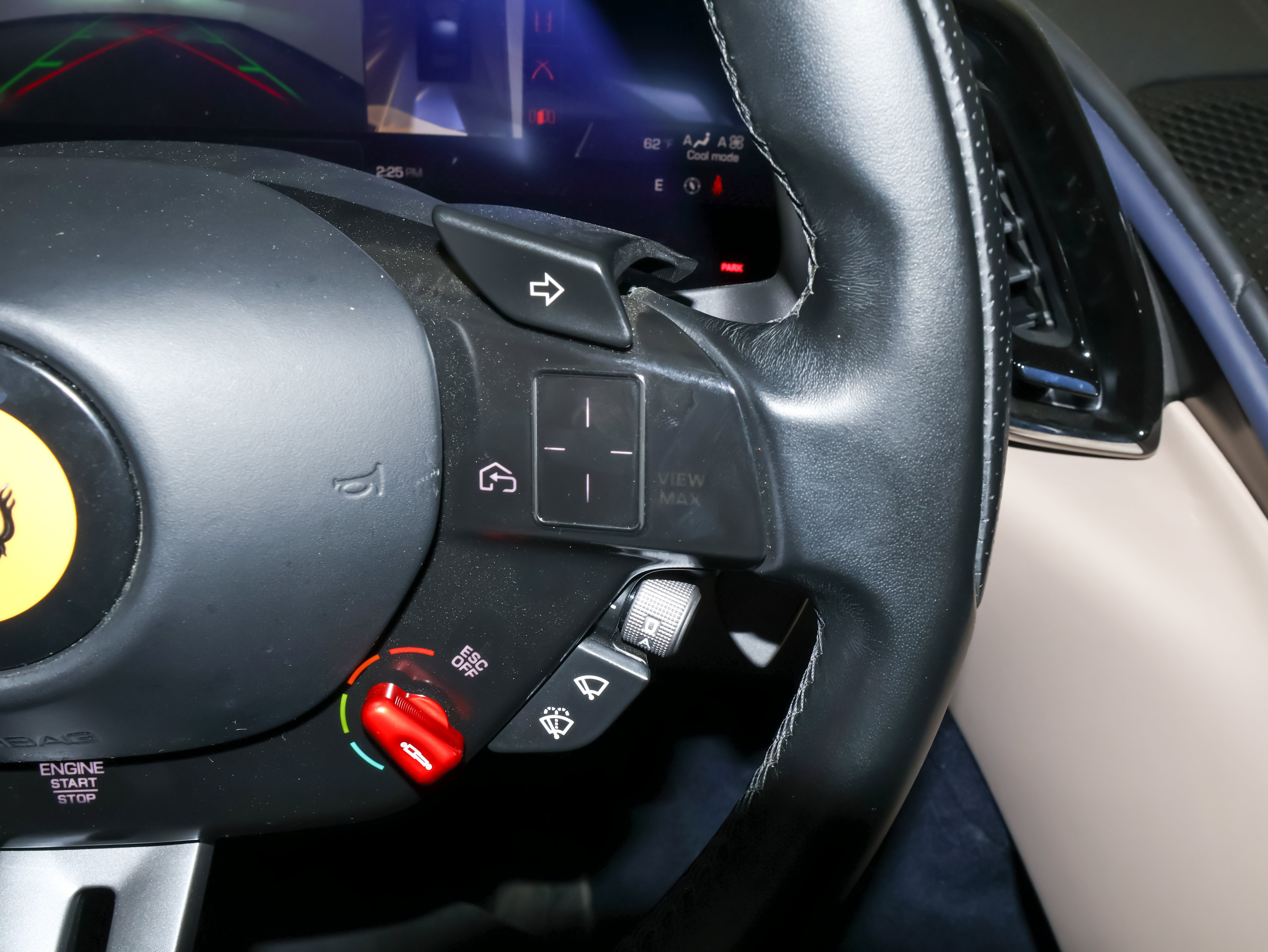 Used 2021 Ferrari Roma RWD image 31