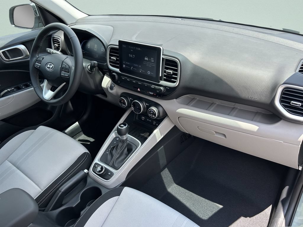New 2026 Hyundai Venue SEL FWD image 16