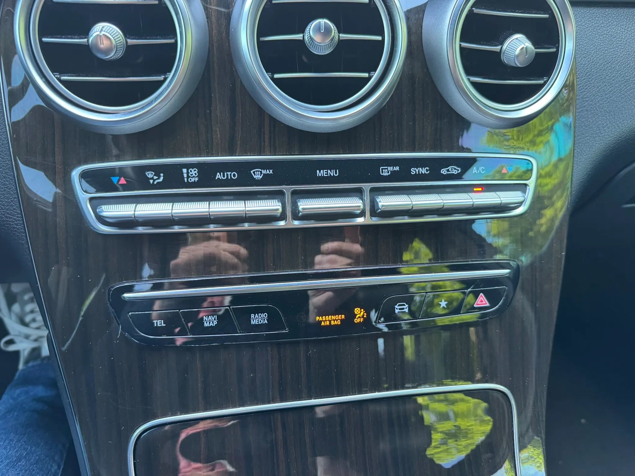 Used 2020 Mercedes-Benz GLC 300 image 31
