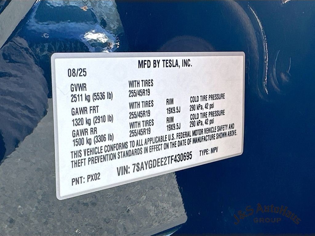 Used 2026 Tesla Model Y Long Range AWD/4WD image 41