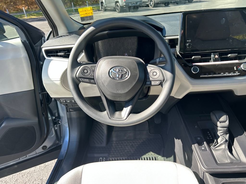 New 2026 Toyota Corolla Cross L image 14