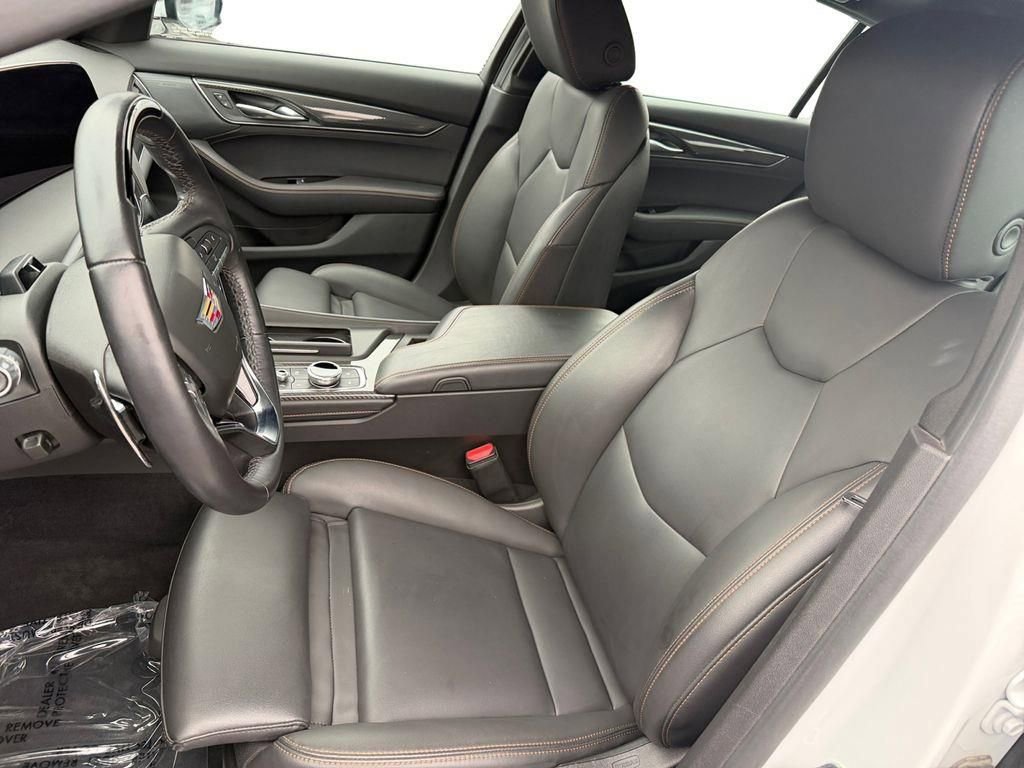 Used 2025 Cadillac CT5 Sport image 9