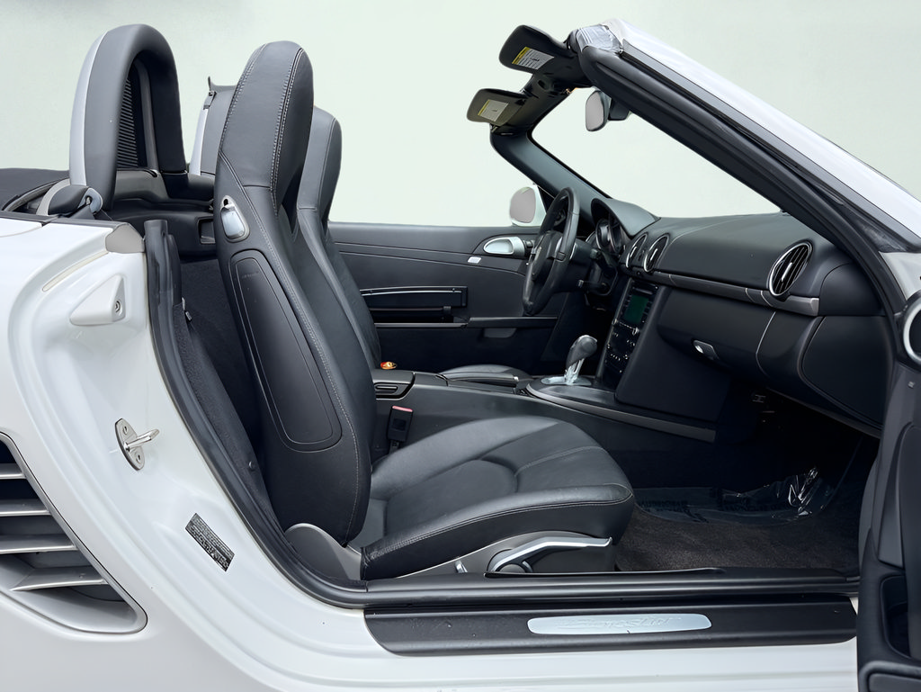Used 2011 Porsche Boxster RWD image 21