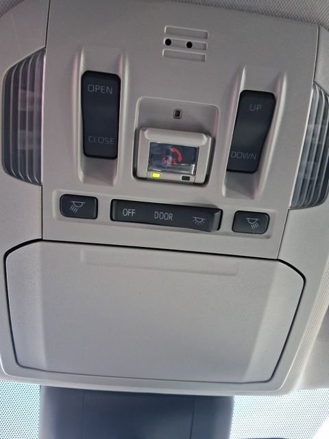 Used 2022 Toyota Highlander XLE image 31