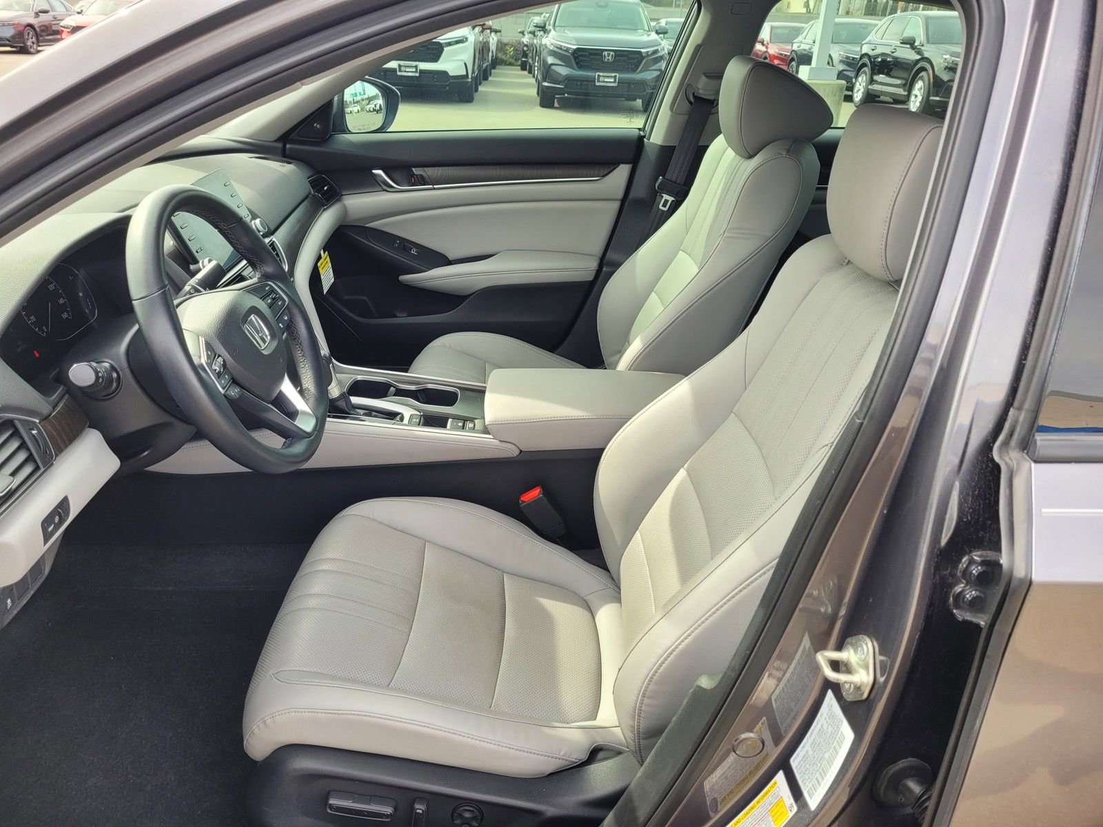 Certified 2018 Honda Accord EX-L image 10