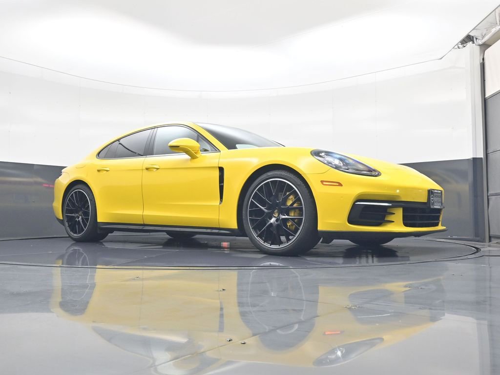 Used 2018 Porsche Panamera 4 AWD/4WD image 8
