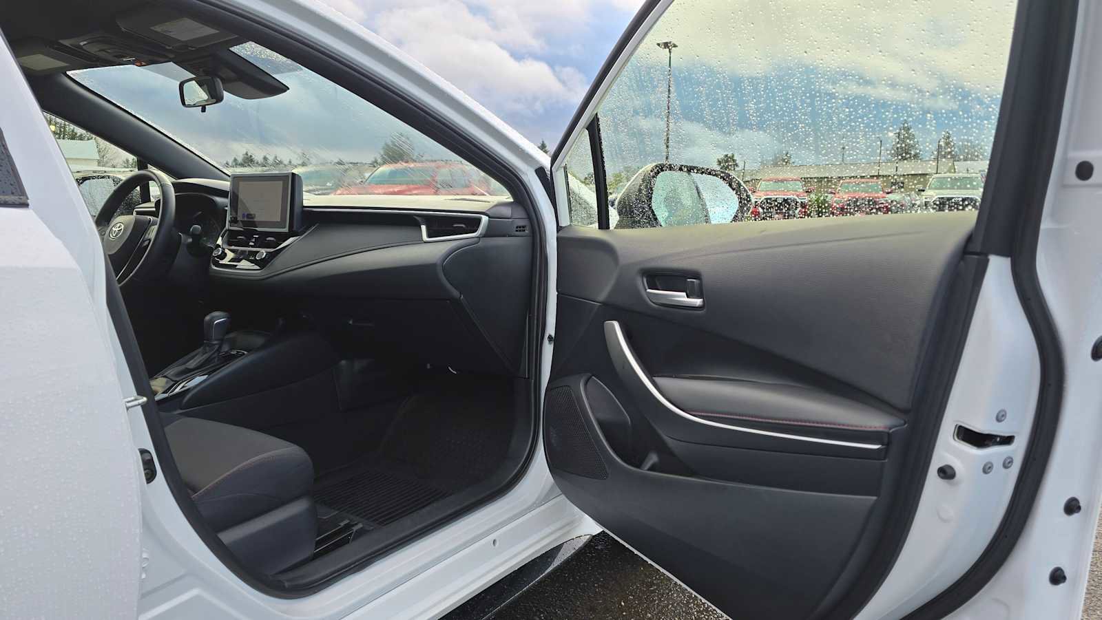 Certified 2024 Toyota Corolla SE image 10