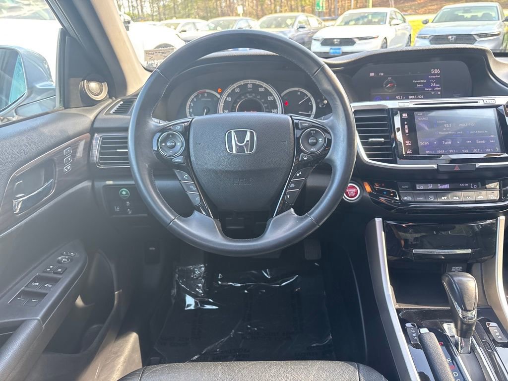Used 2016 Honda Accord EX-L image 21