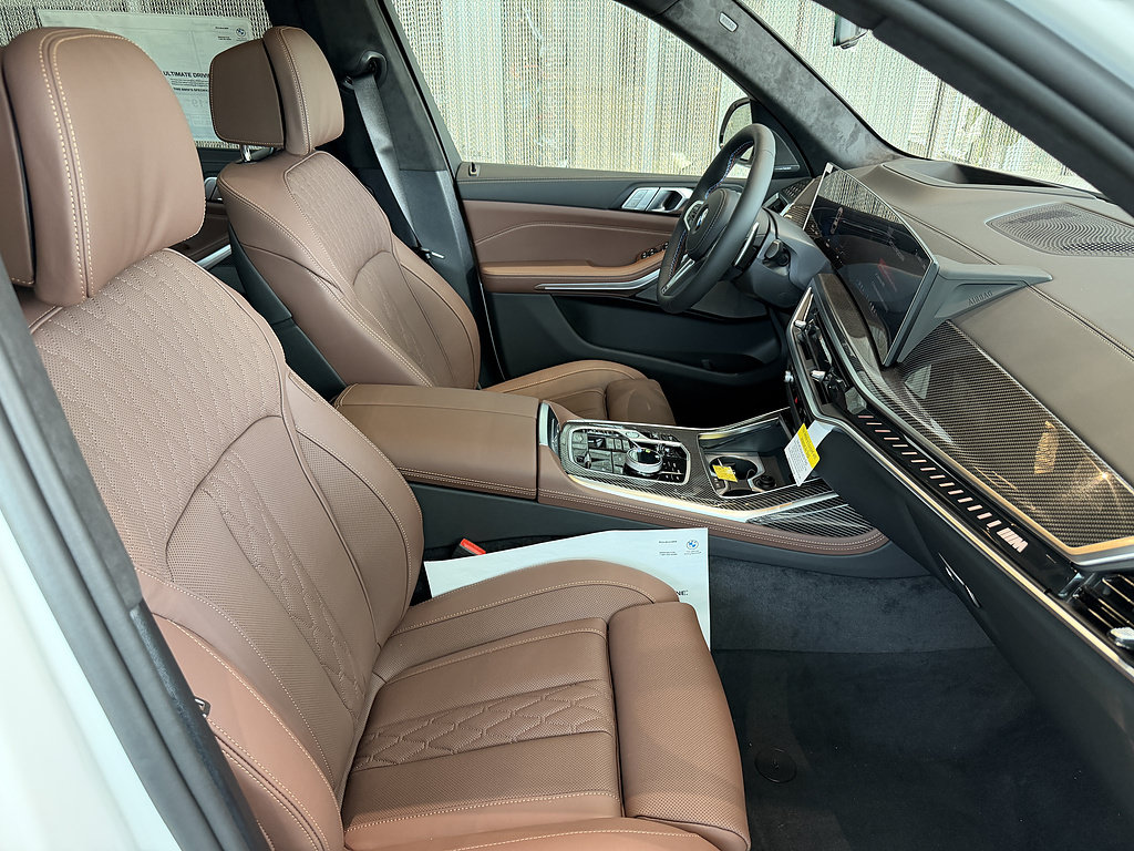 New 2027 BMW X7 M60i AWD/4WD image 15