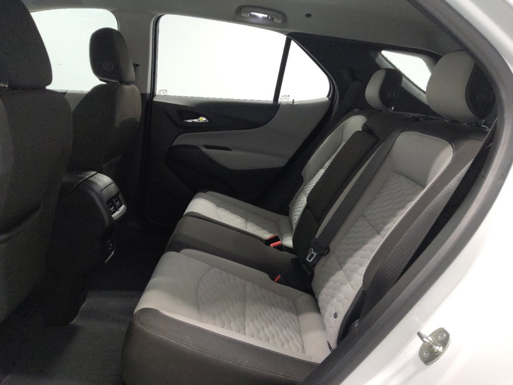Used 2019 Chevrolet Equinox LS image 18
