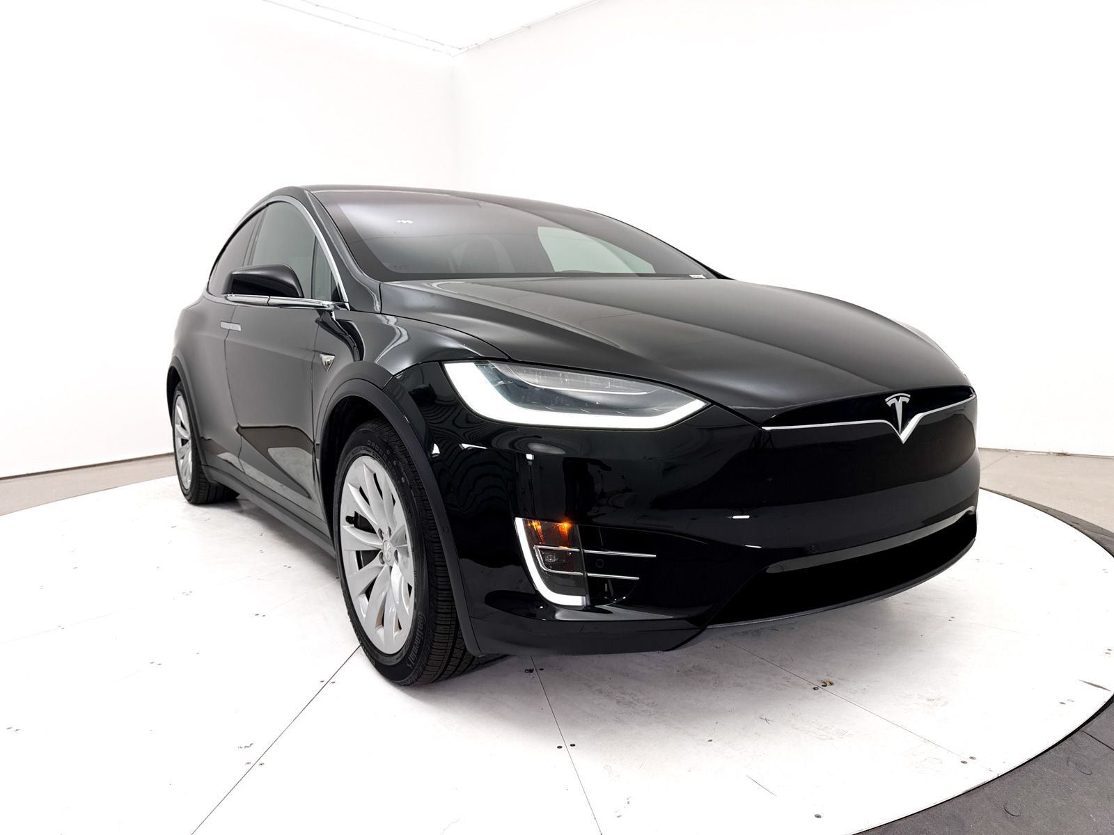 Used 2019 Tesla Model X Long Range AWD/4WD image 10
