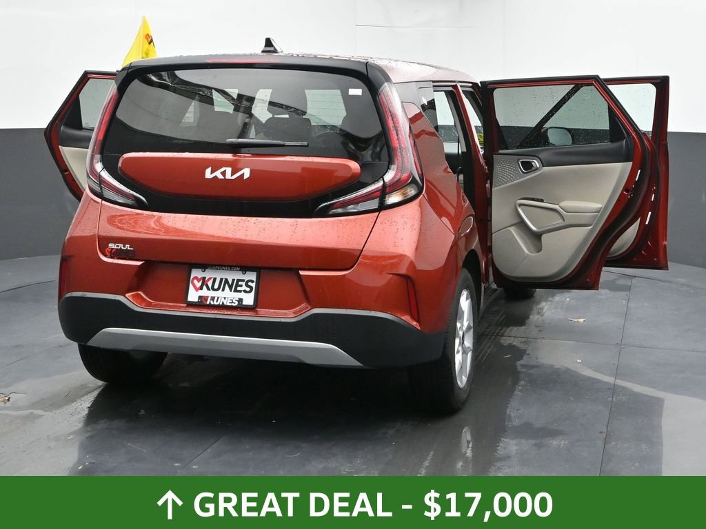 Used 2025 Kia Soul LX w/ LX Technology Package image 61