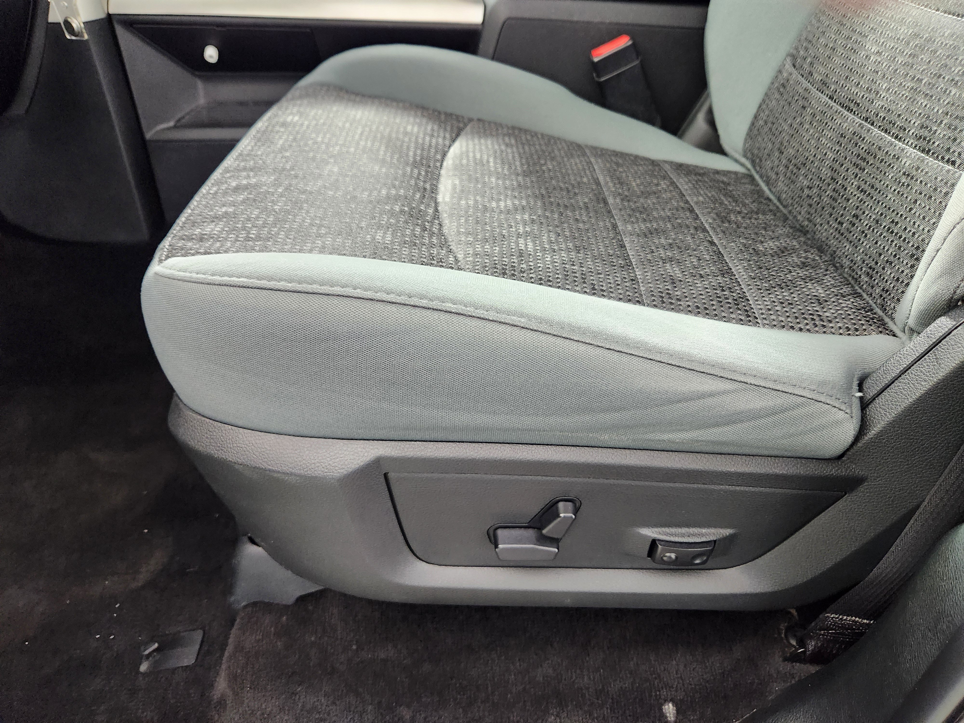 Used 2018 RAM 1500 Big Horn AWD/4WD image 13