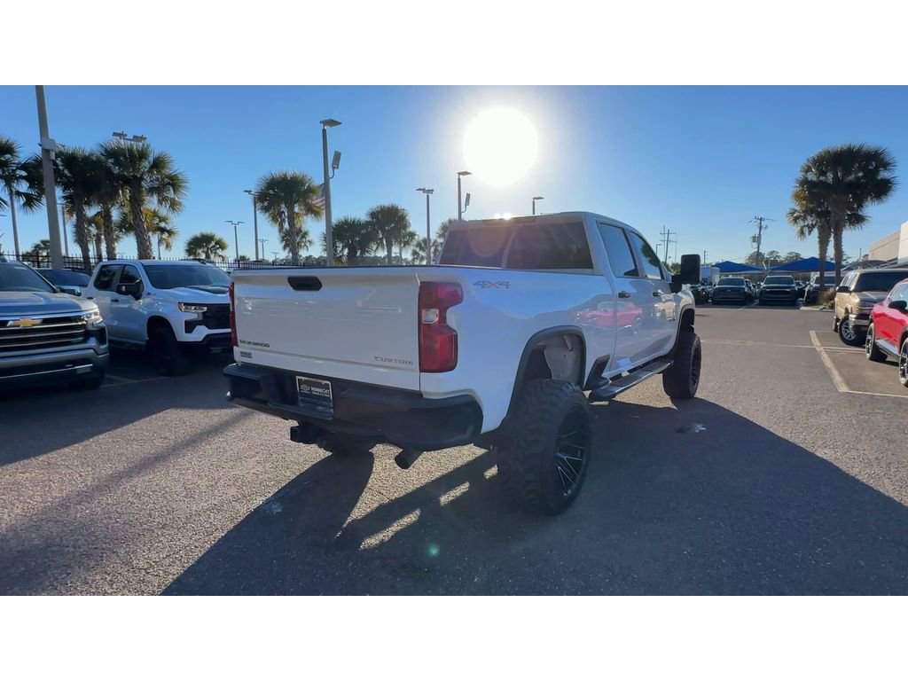 Used 2024 Chevrolet Silverado 2500 Custom image 7