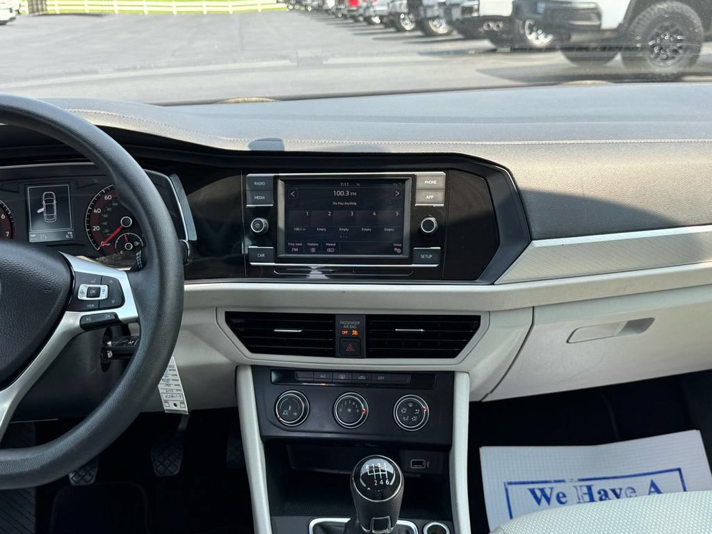 Used 2019 Volkswagen Jetta S FWD image 18