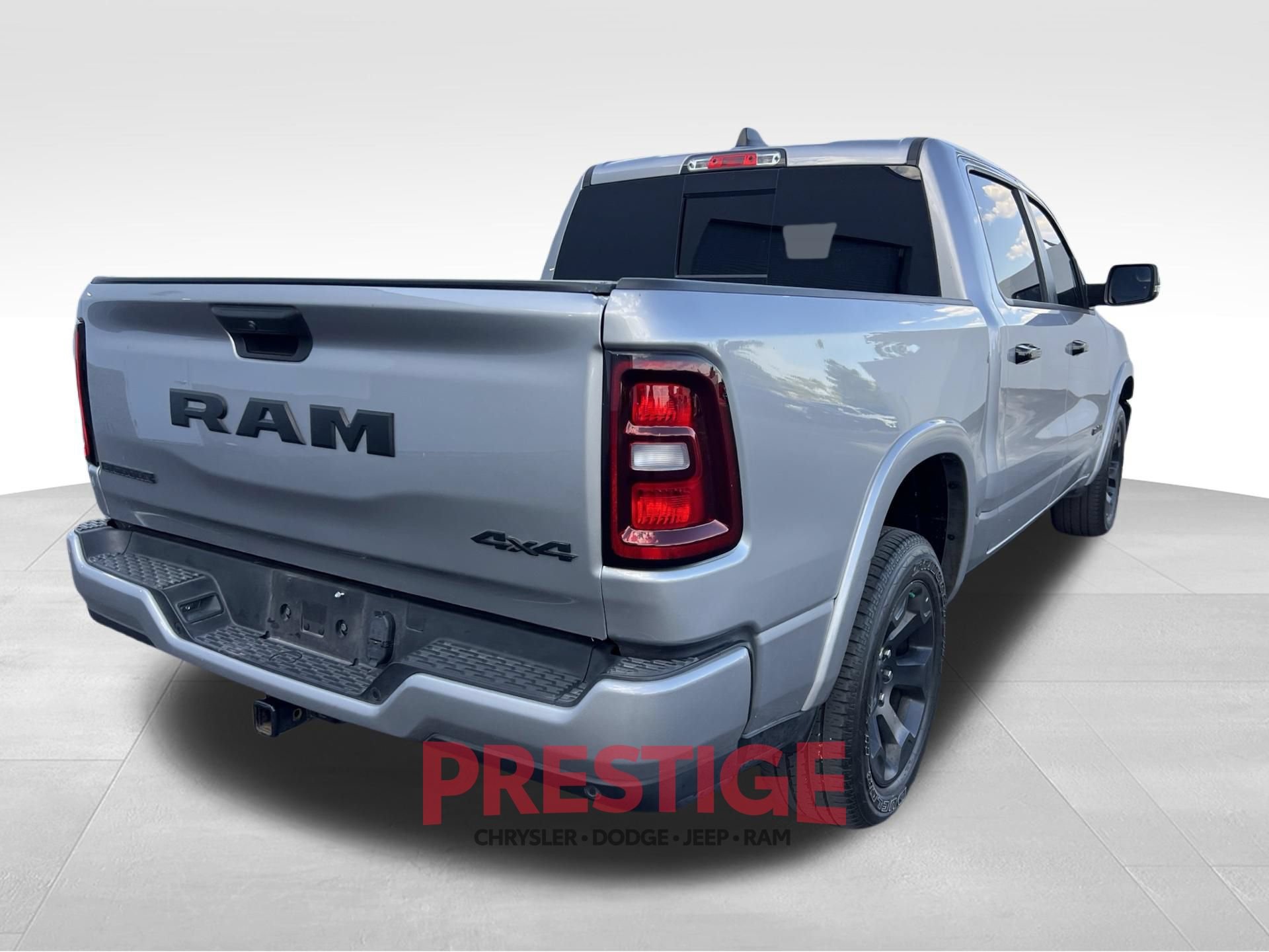 Used 2025 RAM 1500 Big Horn AWD/4WD image 9