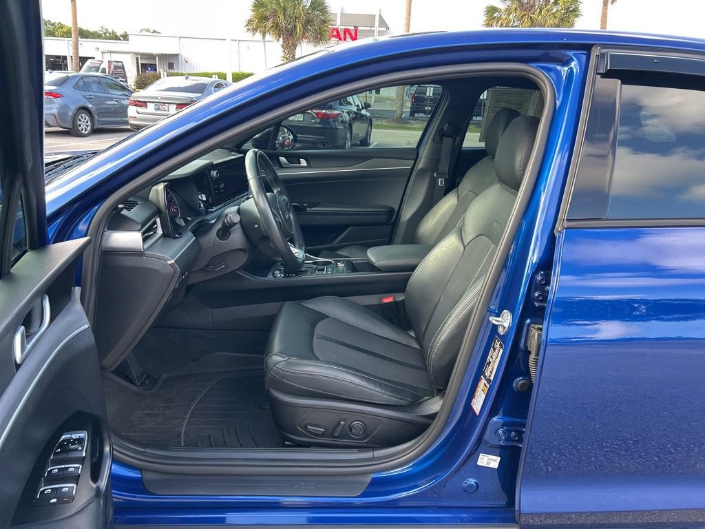 Used 2023 Kia K5 GT-Line image 16