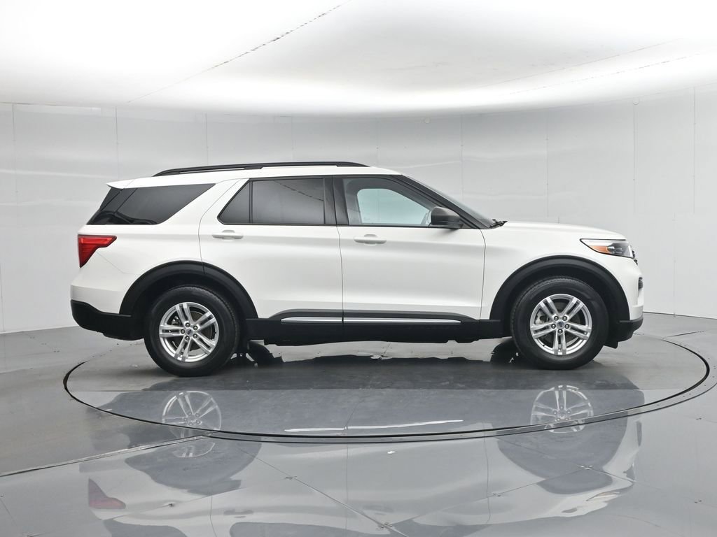 Used 2023 Ford Explorer XLT RWD image 28