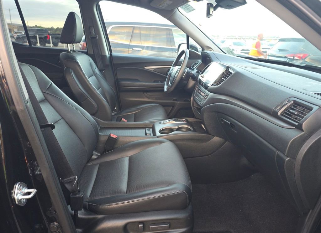 Used 2023 Honda Ridgeline RTL-E image 17