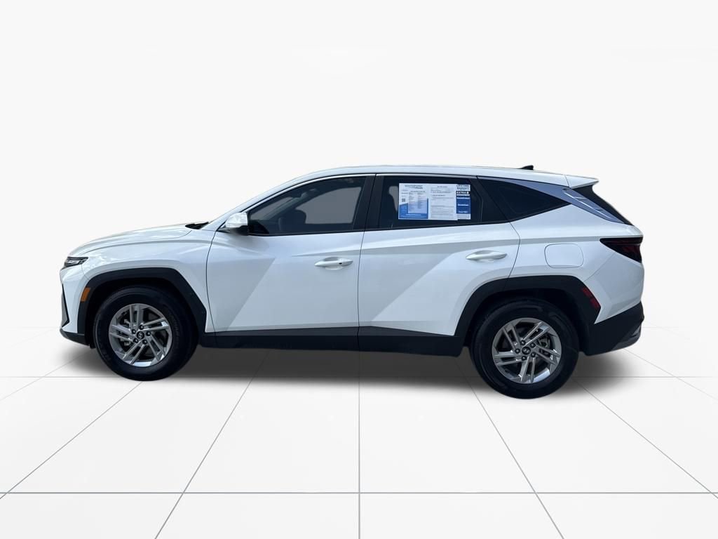 Used 2025 Hyundai Tucson SE video 5
