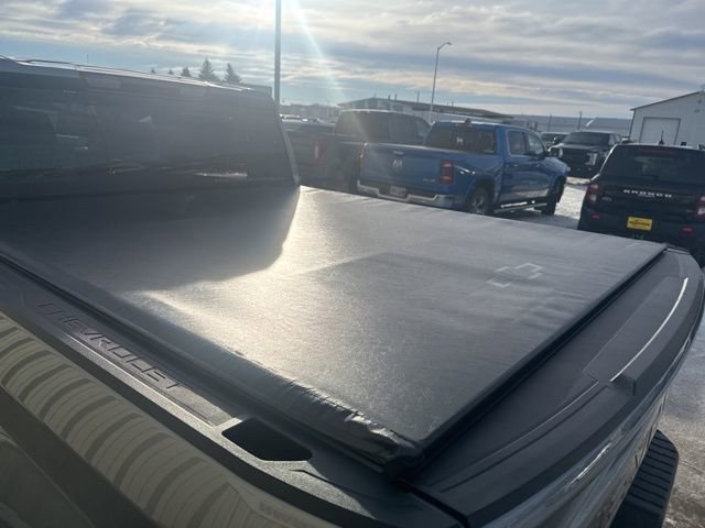 Used 2023 Chevrolet Silverado 1500 LTZ w/ Z71 Off-Road Package image 9