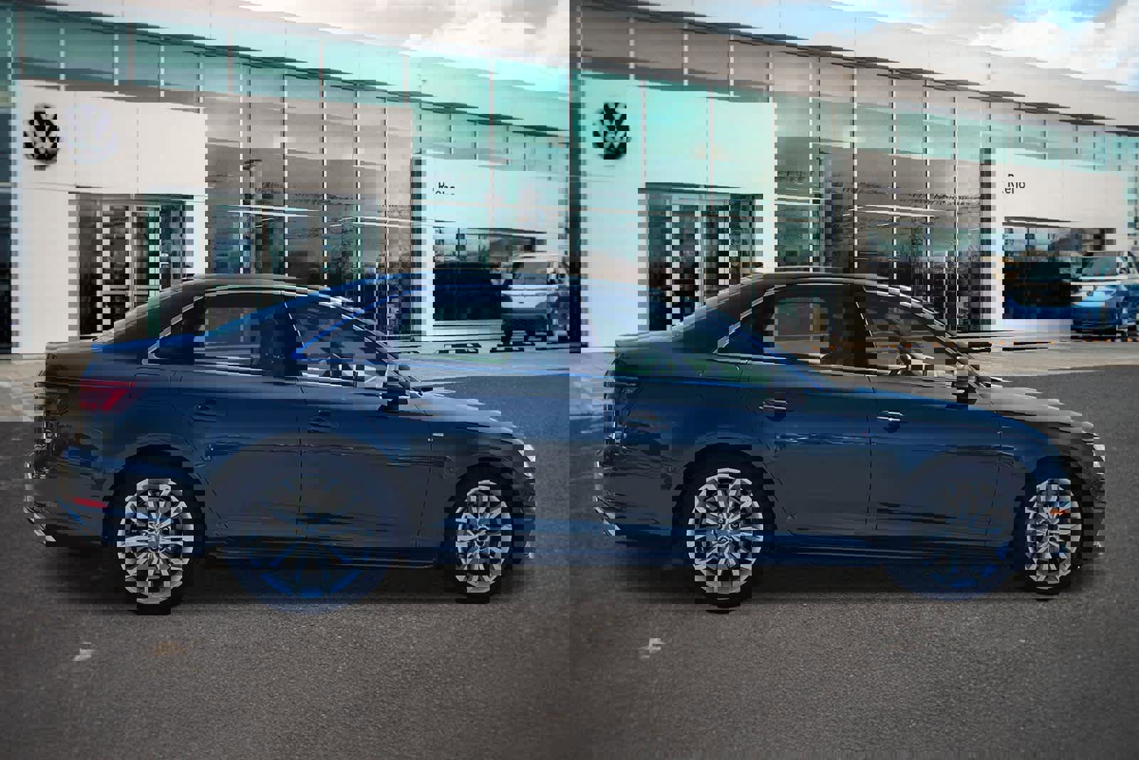 Used 2019 Audi A4 2.0T Premium Plus w/ Premium Plus Package image 4