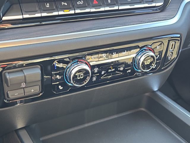 New 2026 GMC Sierra 2500 SLT w/ SLT Premium Package image 17