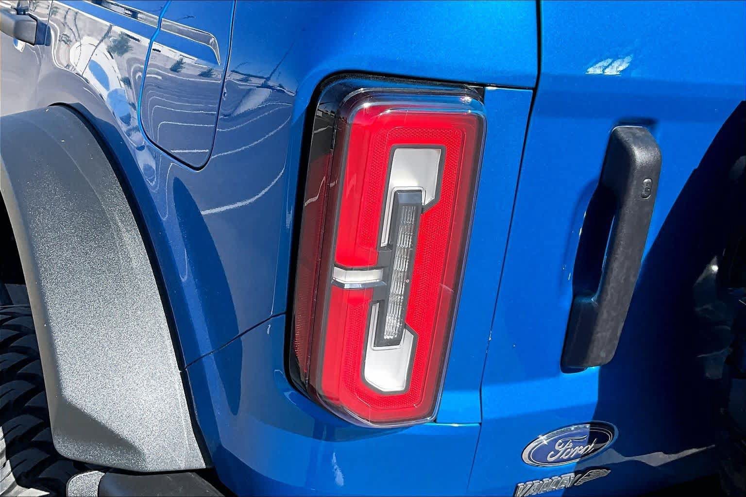 Used 2023 Ford Bronco Big Bend w/ Sasquatch Package AWD/4WD image 28