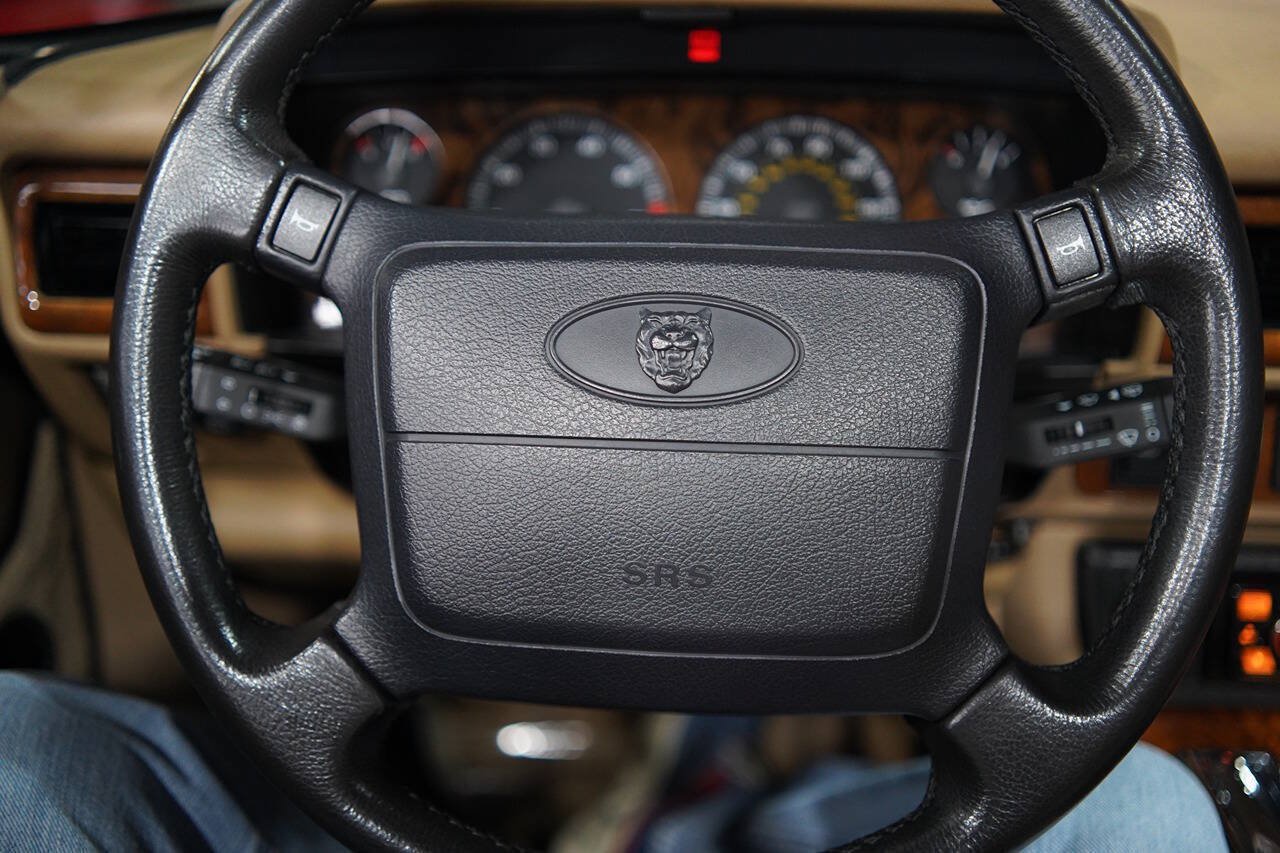 Used 1994 Jaguar XJS 4.0 Convertible RWD image 60
