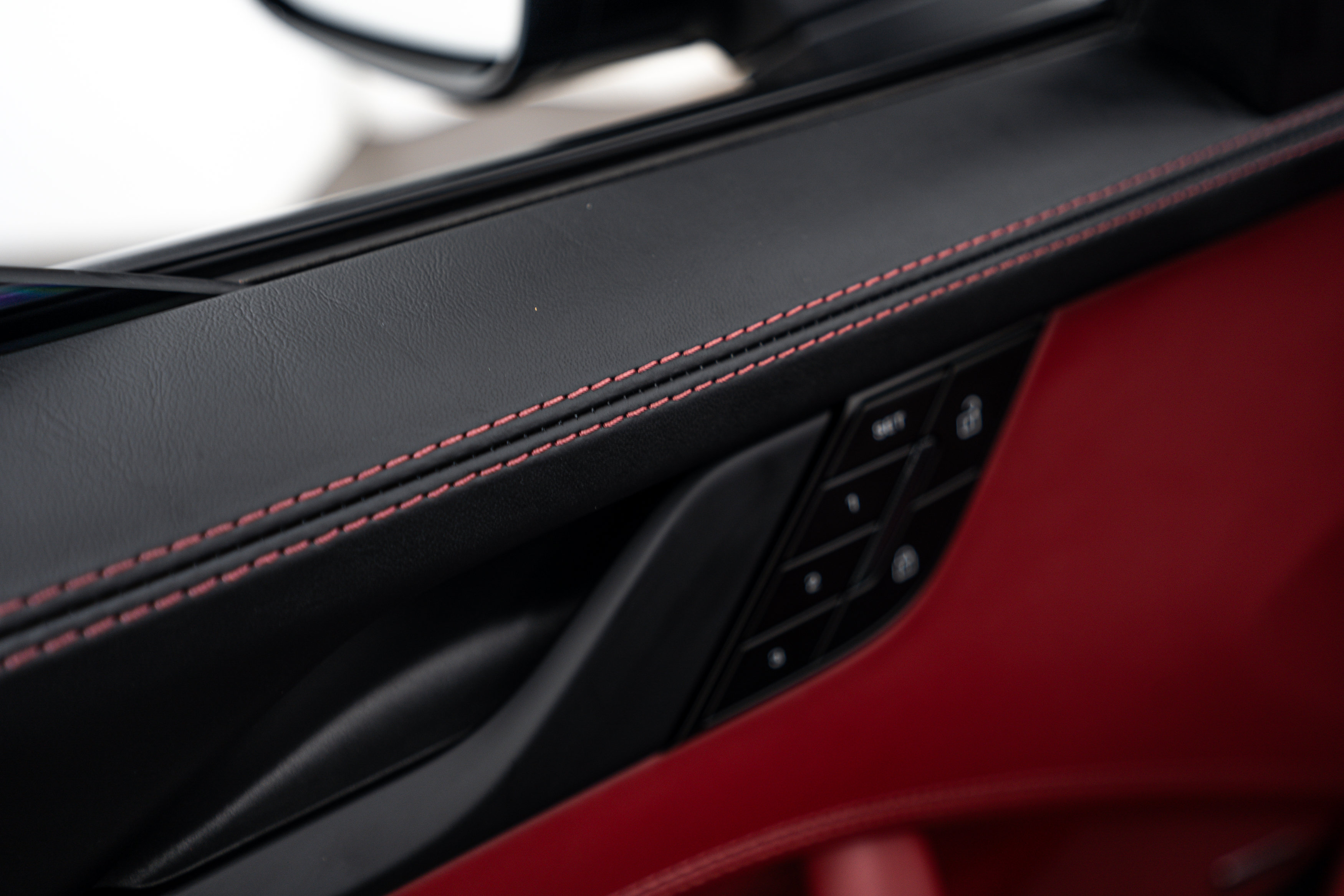 Certified 2025 Porsche 911 Targa 4 GTS AWD/4WD image 20