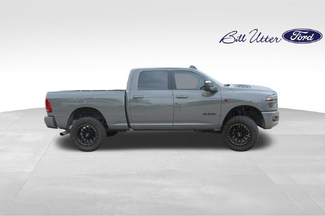 Used 2025 RAM 2500 Laramie w/ Night Edition AWD/4WD image 4