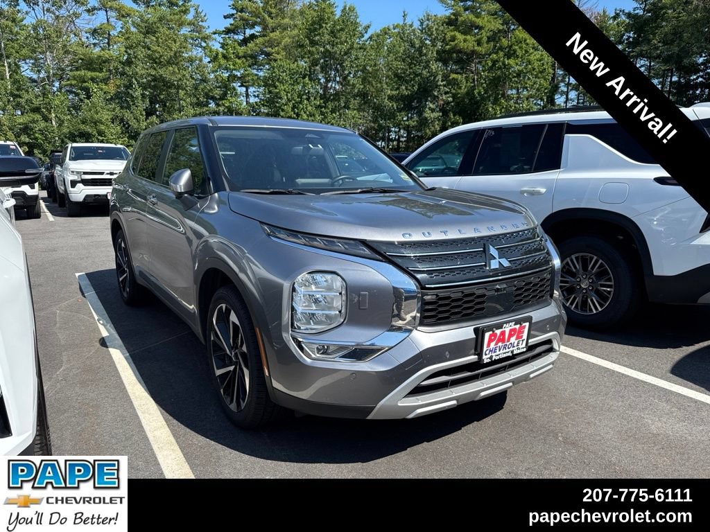 Used 2023 Mitsubishi Outlander SE AWD/4WD video 1