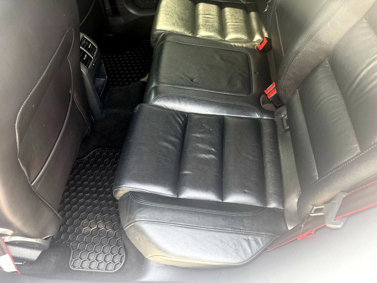 Used 2014 Volkswagen GTI Driver's Edition image 44