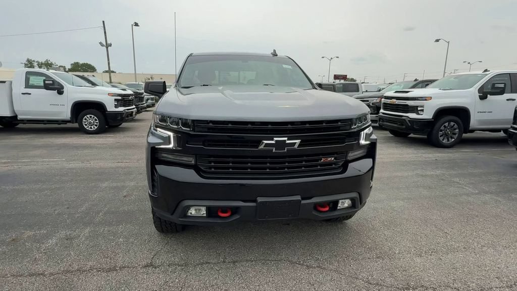 Used 2021 Chevrolet Silverado 1500 LT Trail Boss w/ Convenience Package II AWD/4WD image 3