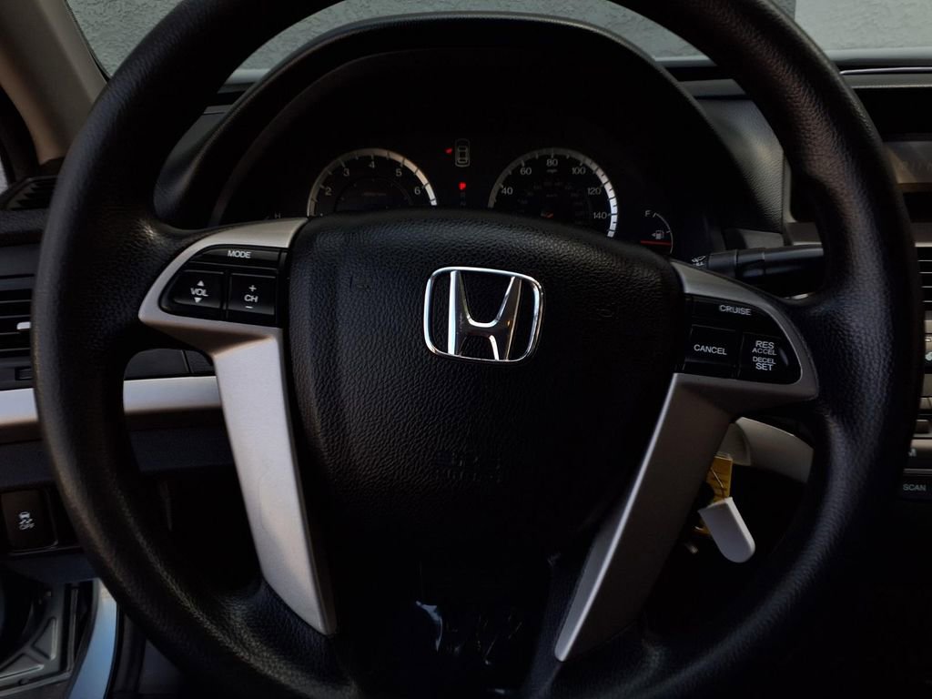 Used 2012 Honda Accord LX image 10