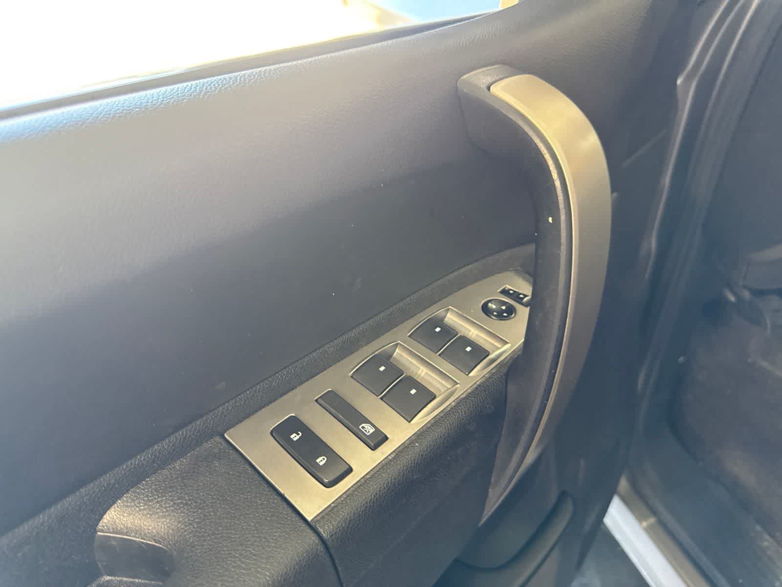 Used 2013 Chevrolet Silverado 1500 LT RWD image 19