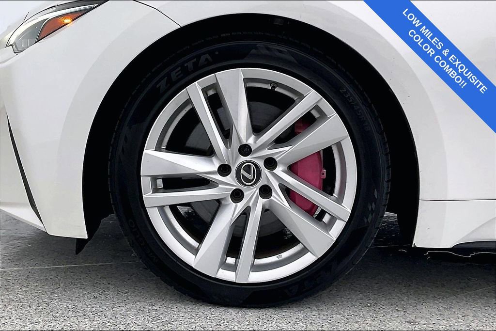 Used 2022 Lexus IS 300 image 11