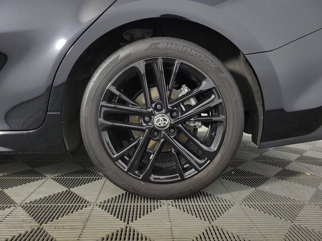 Used 2025 Toyota Camry SE FWD image 11