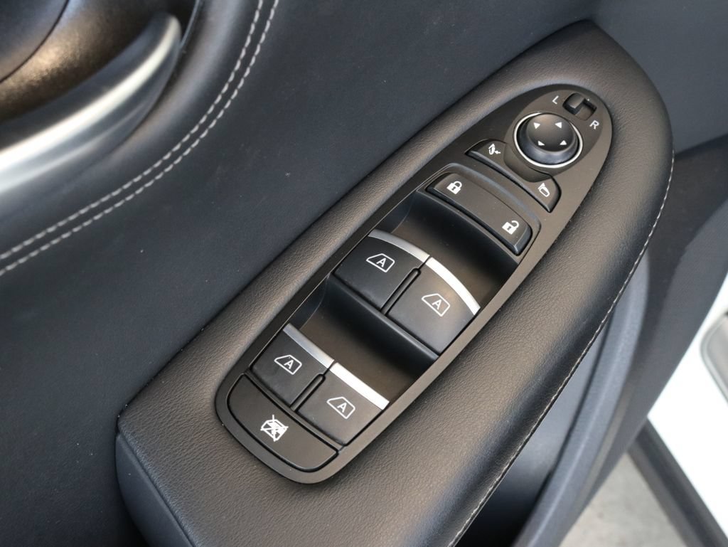 Used 2023 INFINITI QX55 Essential AWD/4WD image 28