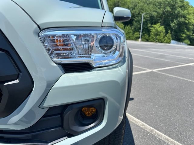 Used 2022 Toyota Tacoma SR5 w/ Trail Edition AWD/4WD image 30