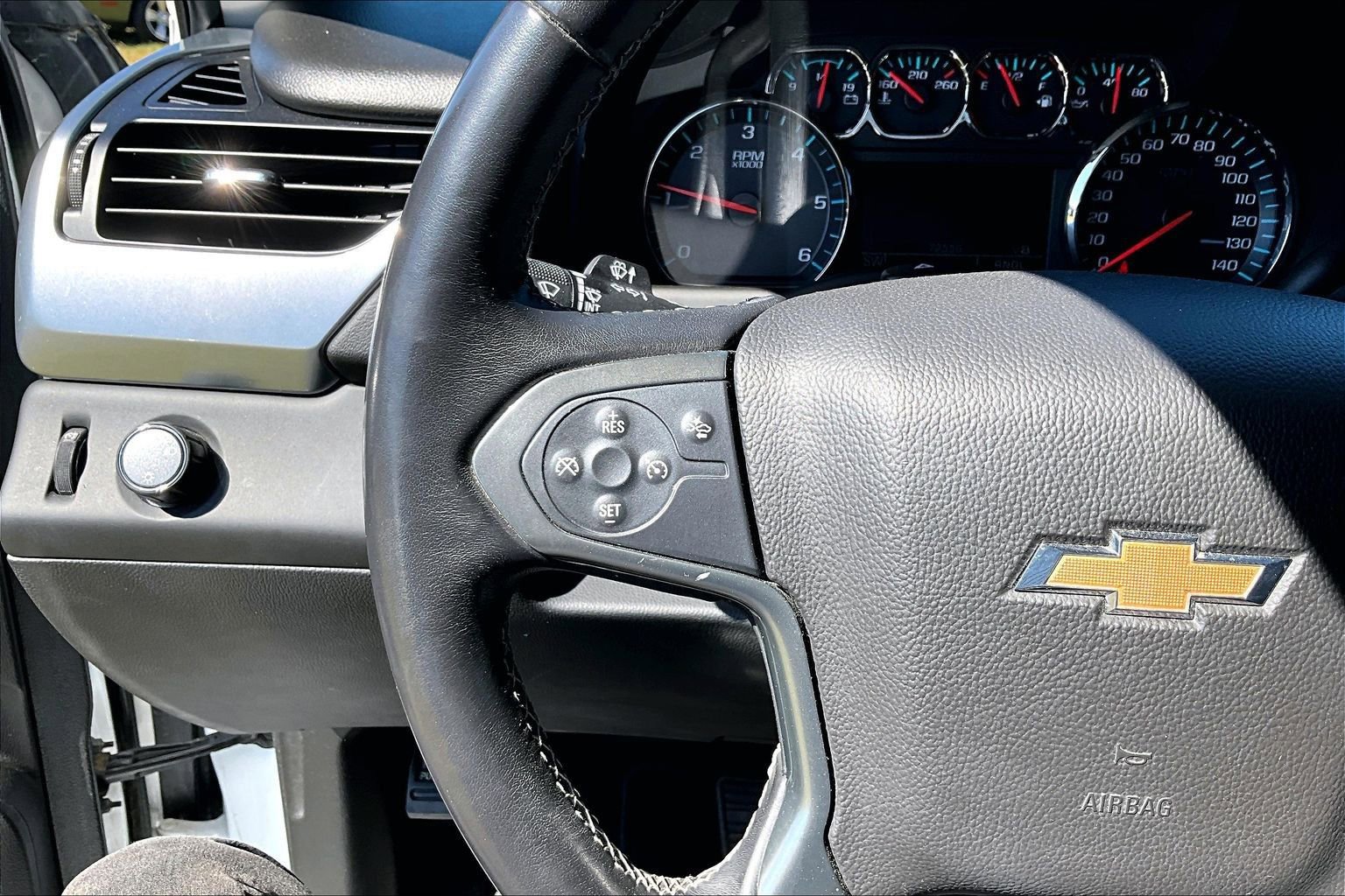 Used 2019 Chevrolet Tahoe LT RWD image 11