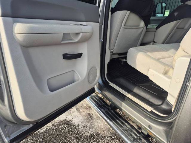 Used 2013 GMC Sierra 2500 SLE w/ SLE Preferred Package image 8