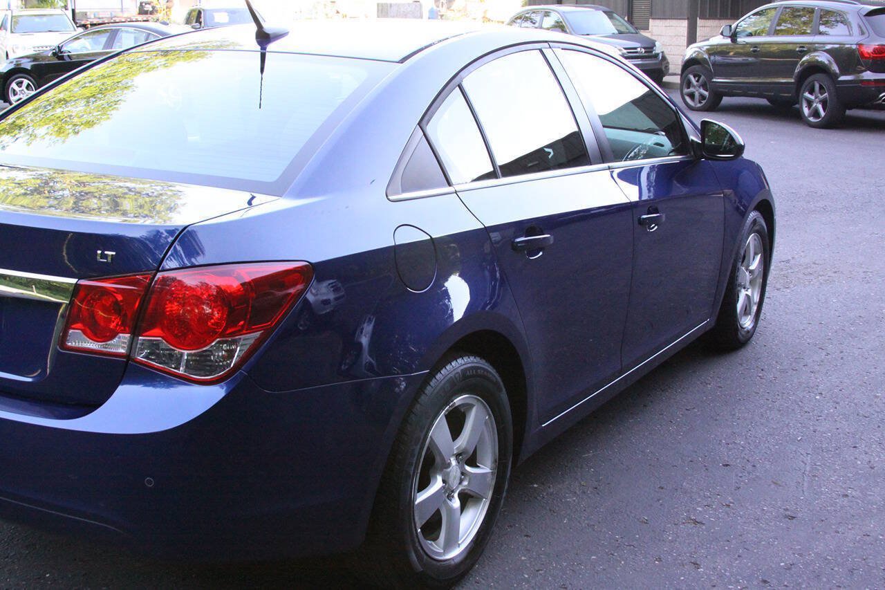 Used 2012 Chevrolet Cruze LT FWD image 9