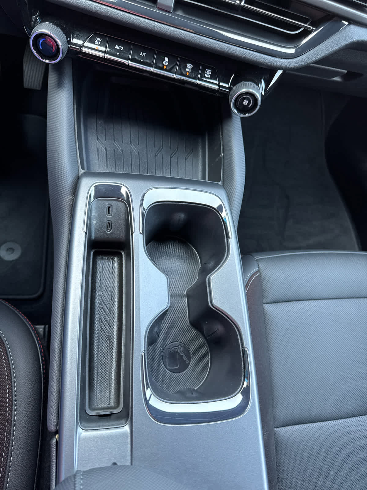 Certified 2024 Chevrolet Equinox EV RS image 18