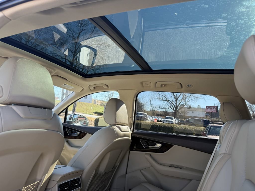 Used 2018 Audi Q7 3.0T Prestige image 22
